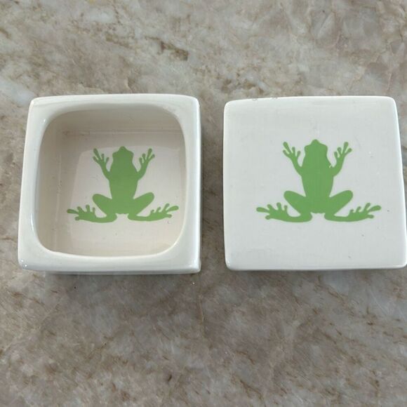 Frog Trinket Box - Picture 3 of 4